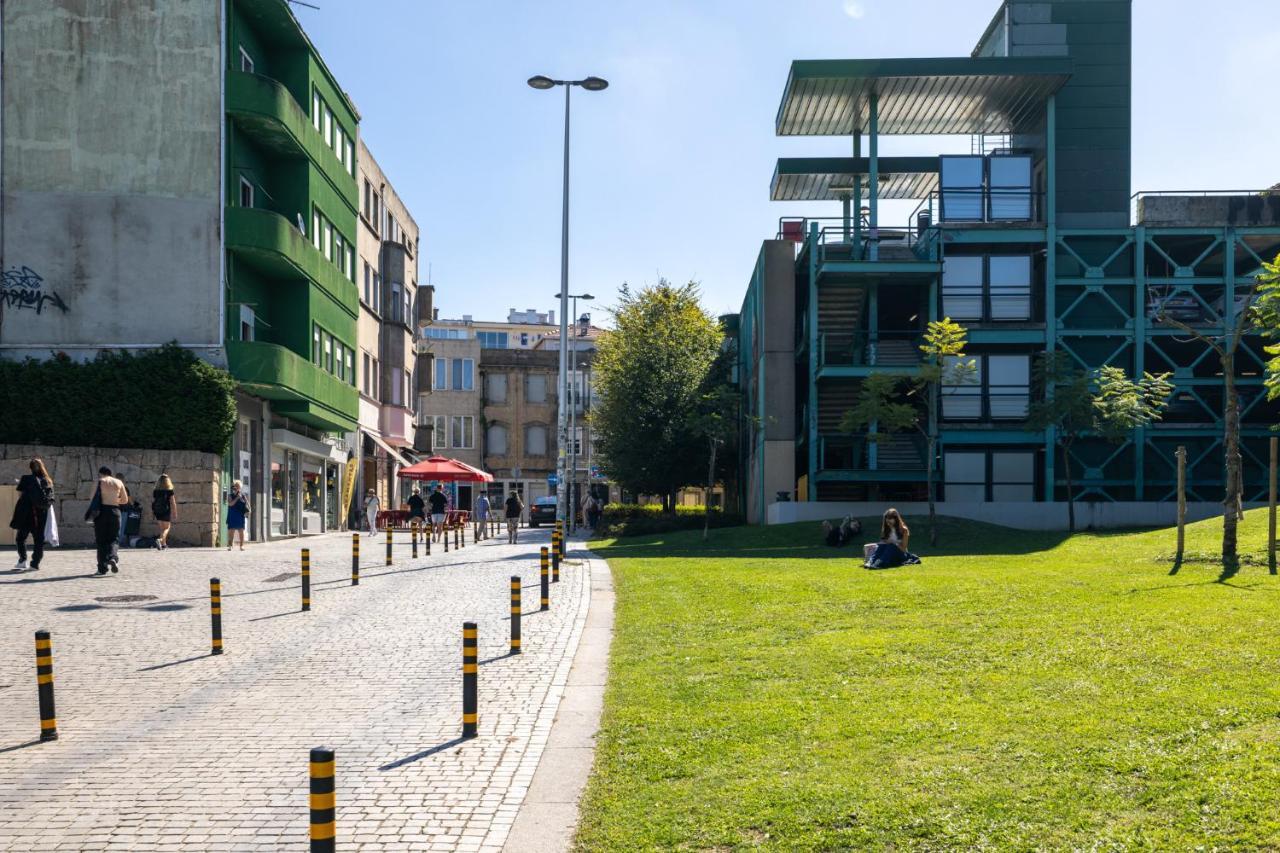 Appartement Downtown 2 Minutes By Walk To Center And Metro-direct To Airpot T4 Oporto